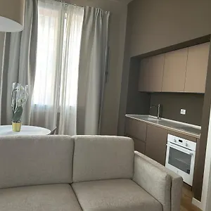 Domus Carignano , Genova Italia